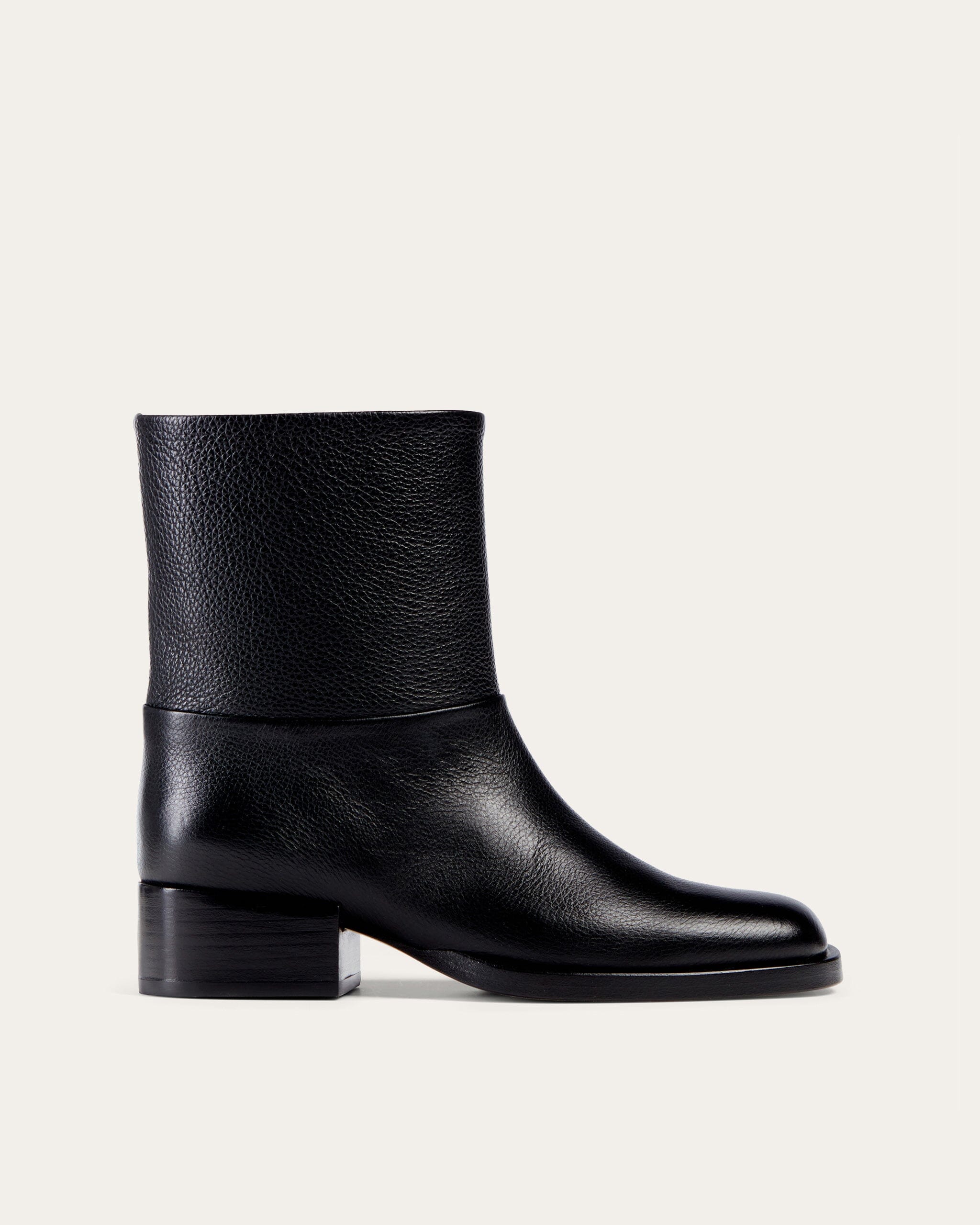 【関税込み】Dear Frances ブラック Balla アンクルブーツ Leather boots Dear Frances Black size 40 EU in Leather
